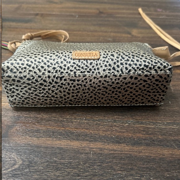 Consuela Wesley Midtown Crossbody - Picture 10 of 12